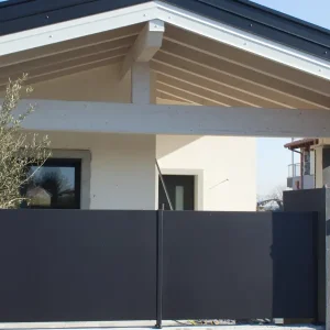 PANNELLO MODULARE PER RECINZIONE IN LAMIERA MODERNA